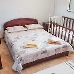 בית כפרי Traditional House Next To