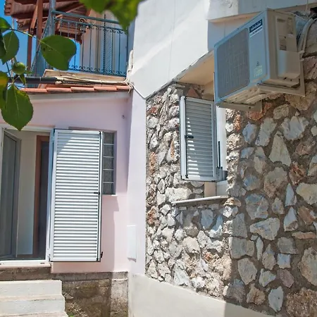 Traditional House Next To Casa rural