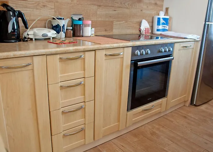 Traditional House Next To Олимпия